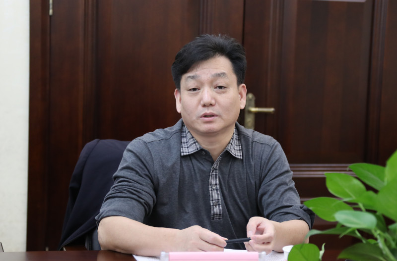 胡慎信.jpg