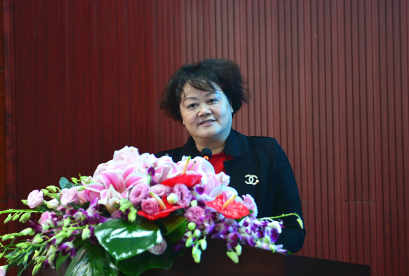 方校长.jpg