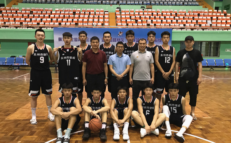 我校男子篮球u16u18队同获二青会男篮决赛门票