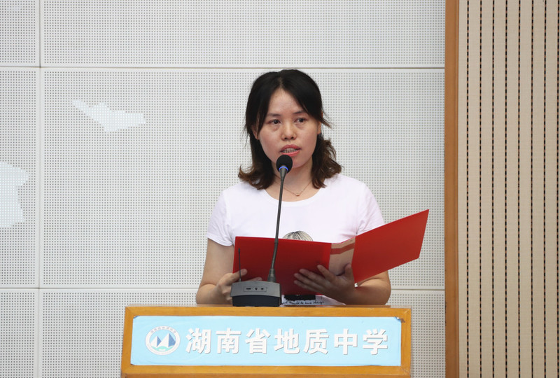 陈巧玲.jpg